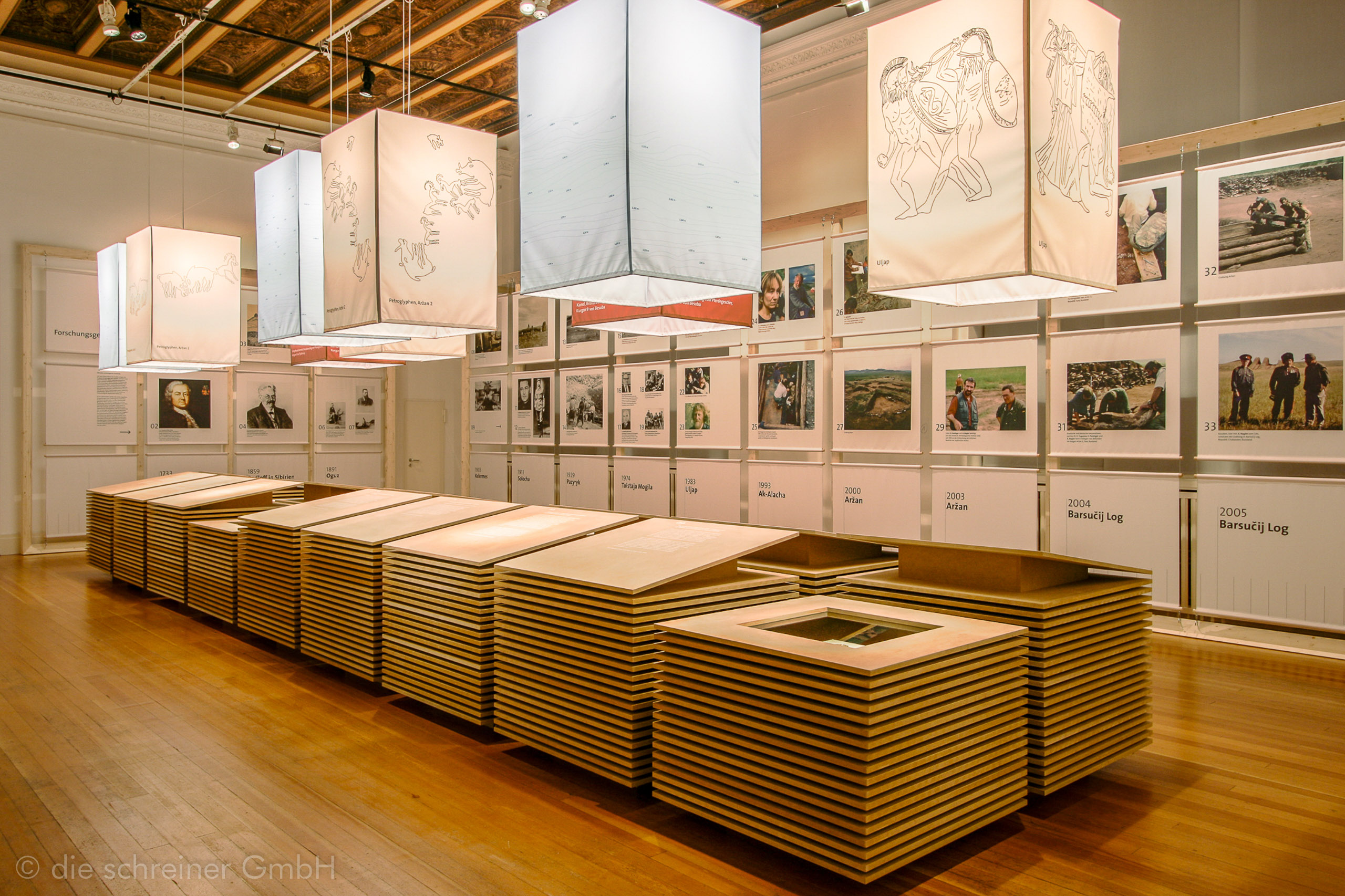 "Im Zeichen des goldenen Greifen"